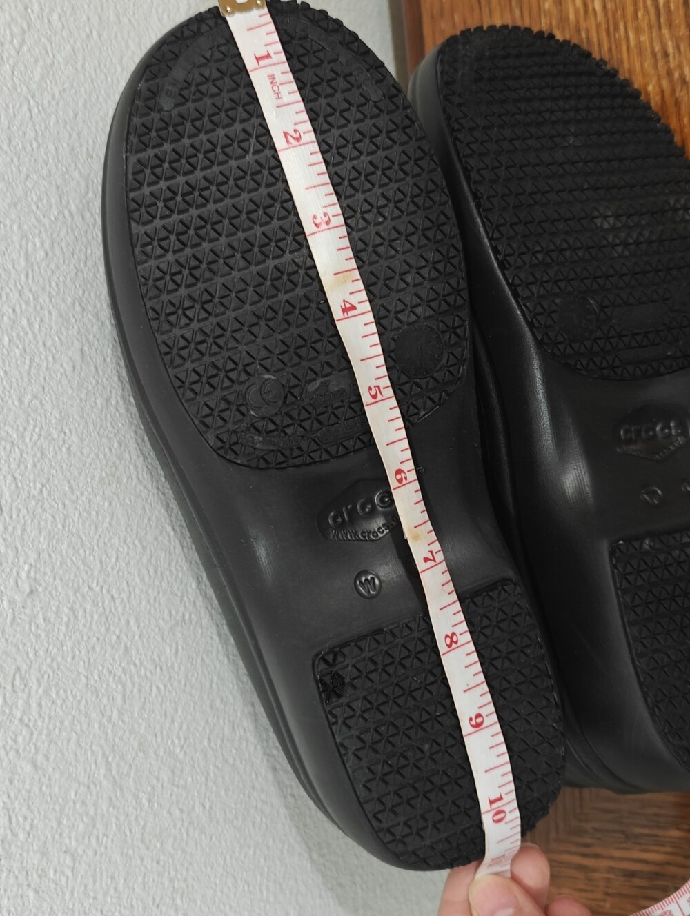NWOT Crocs Women's Neria Pro II Black Work Clogs Slip-Resistant Size 9 - Picture 9 of 9
